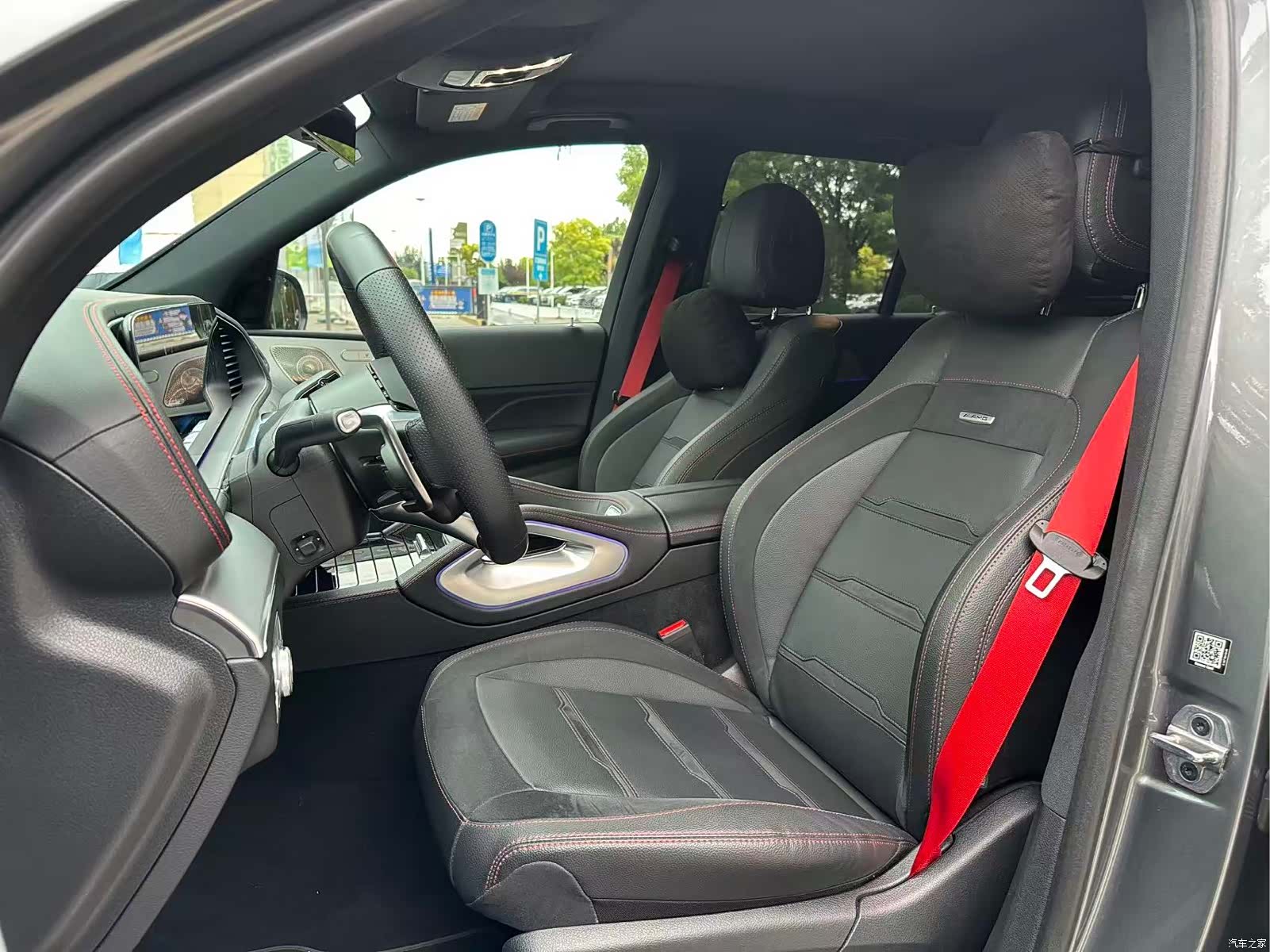 Mercedes-Benz GLE, 2024 все фото