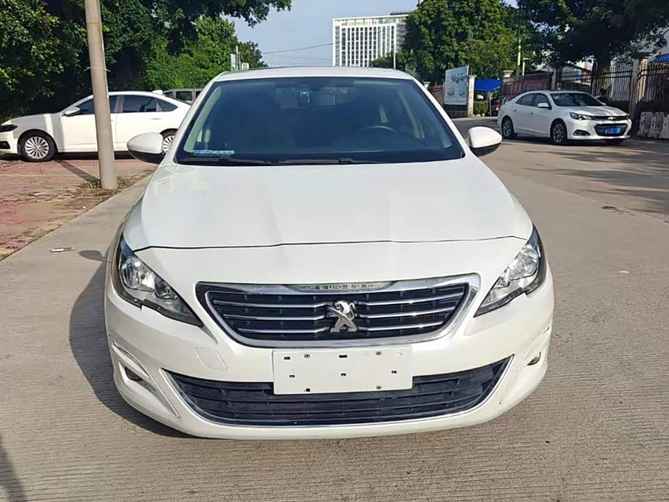 Peugeot 408