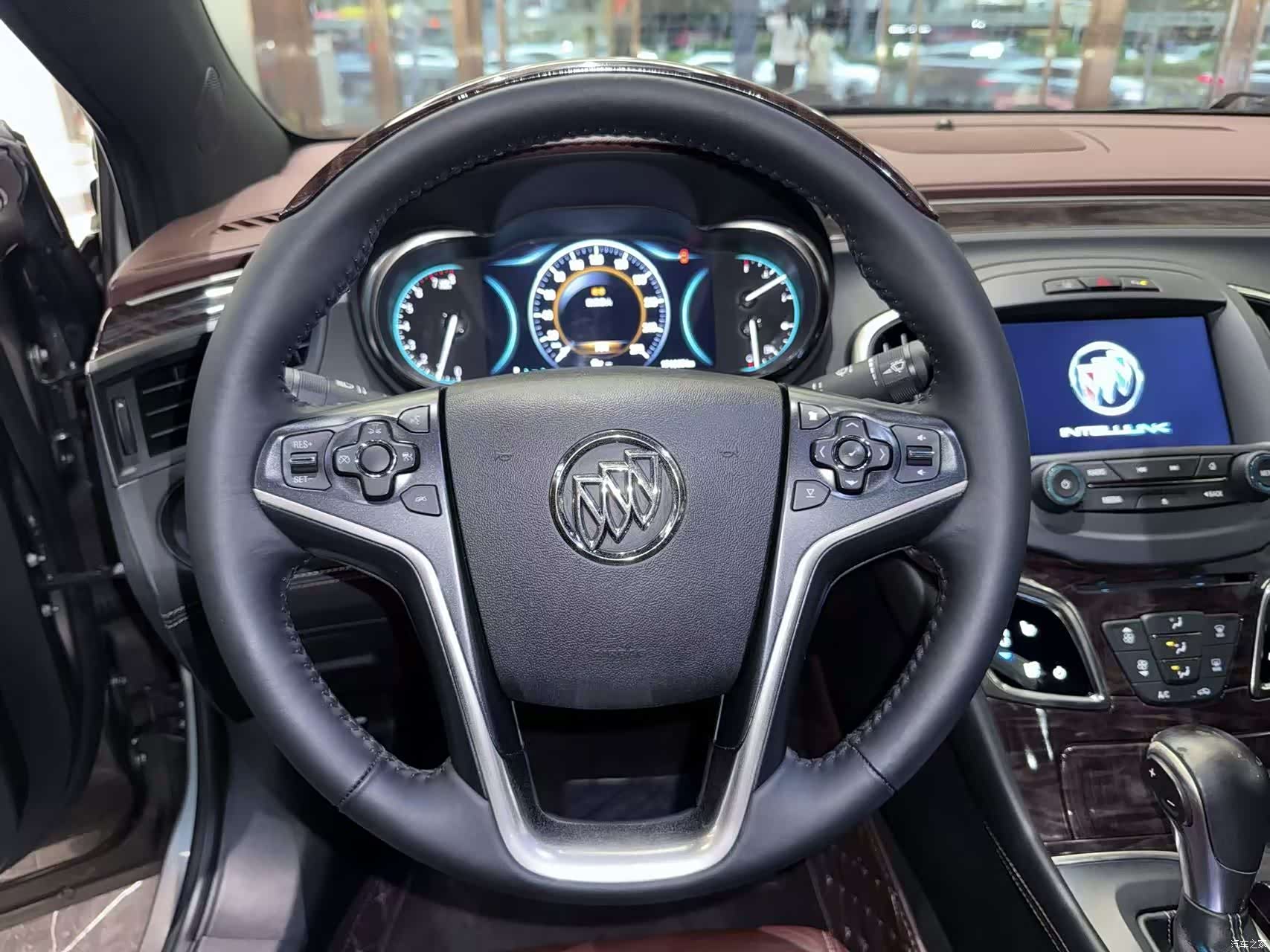 Buick LaCrosse, 2014 15