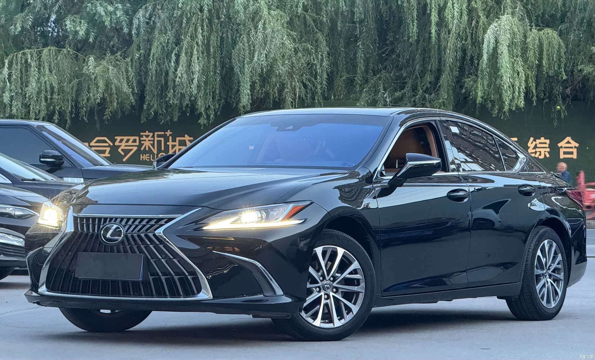 Lexus ES, 2023 1