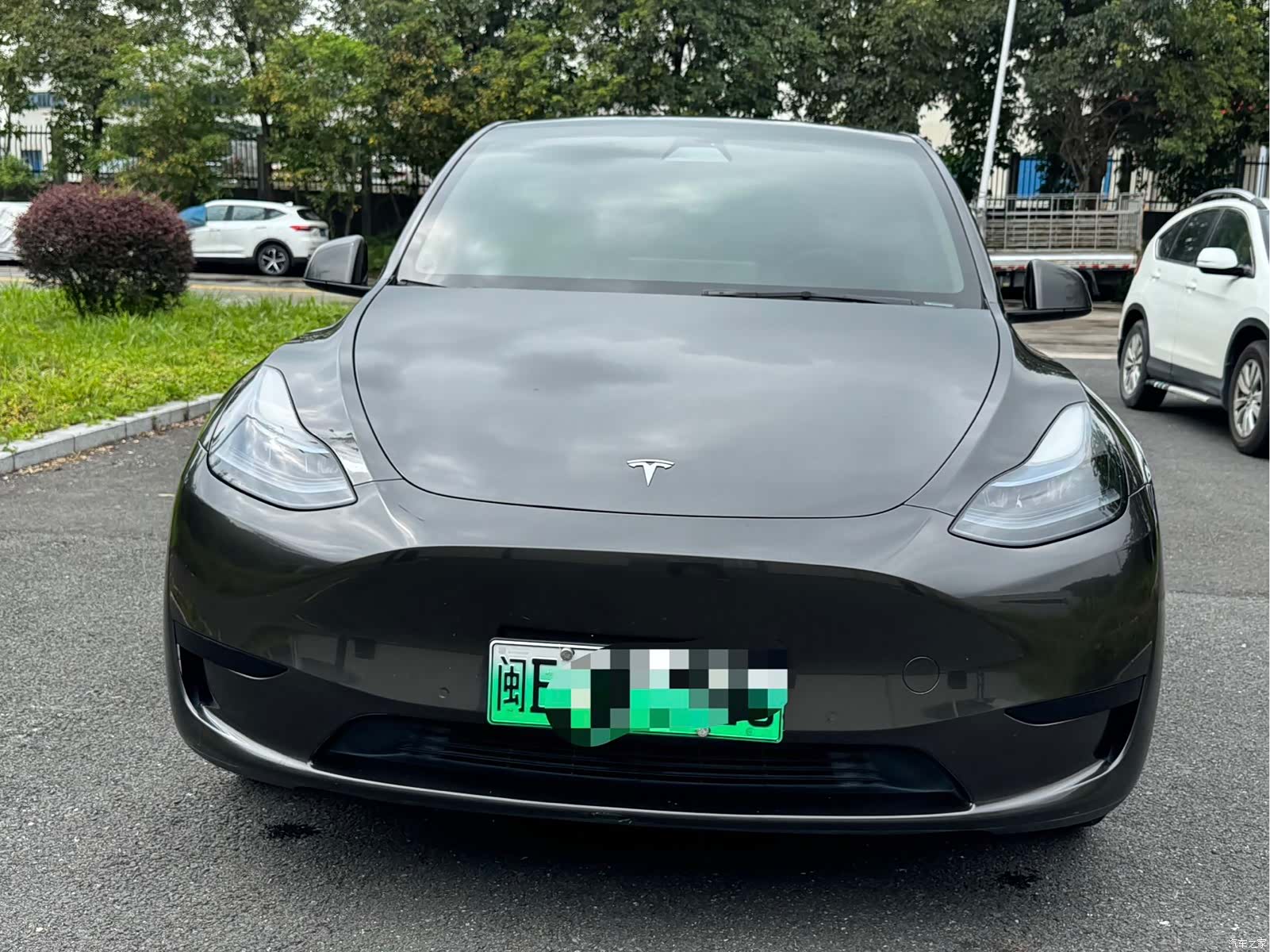 Tesla Model Y, 2023 2