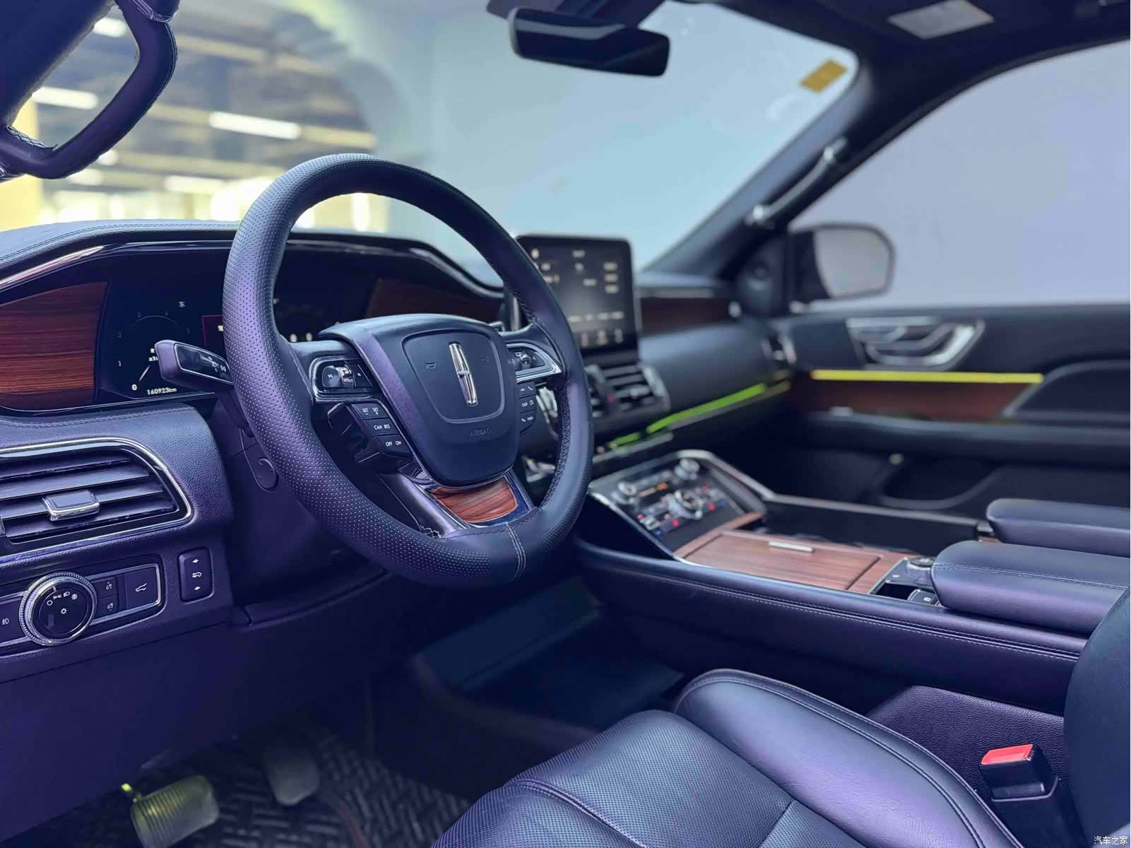 Lincoln Navigator, 2018 4