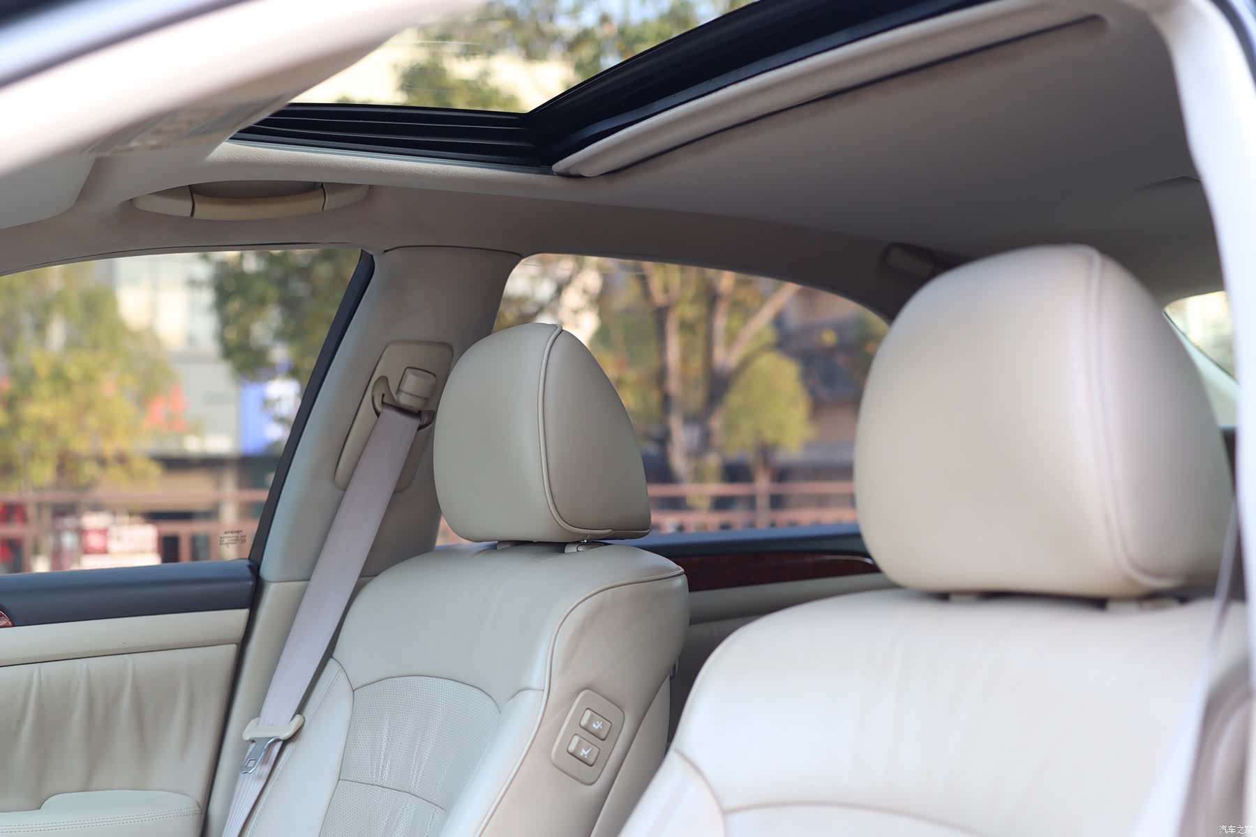 Toyota Crown, 2008 27