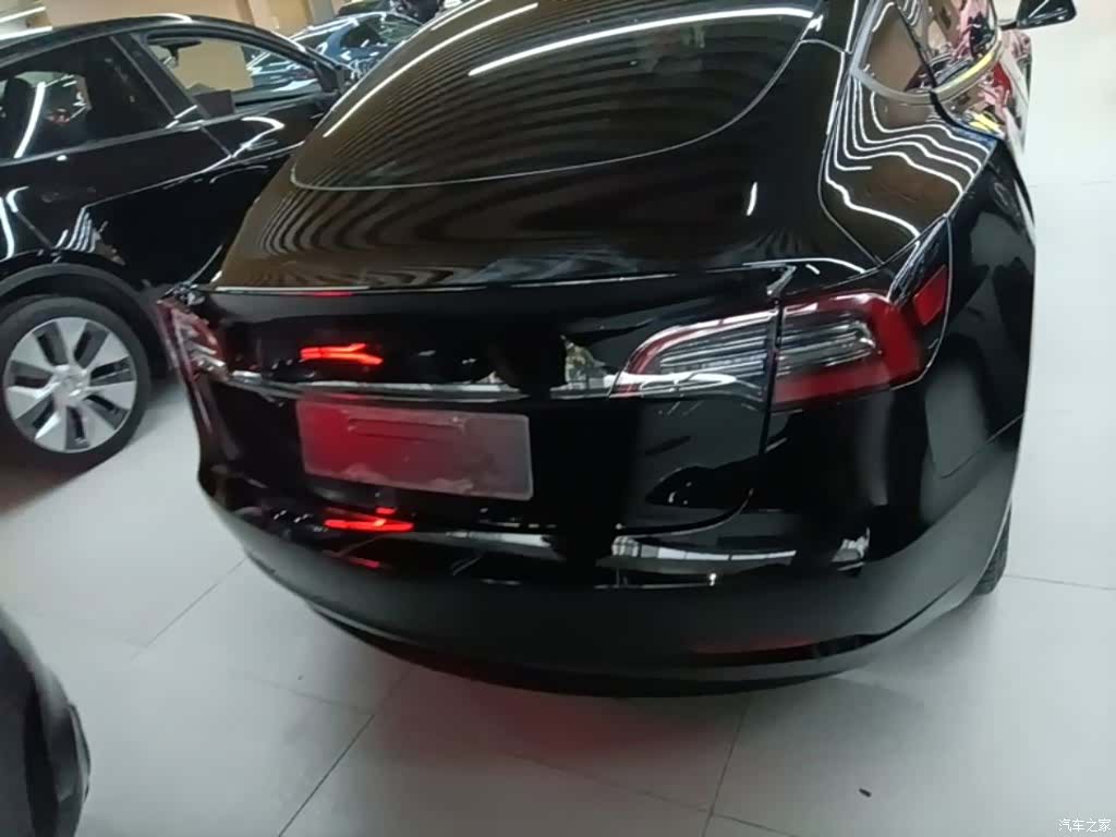 Tesla Model 3, 2021 6