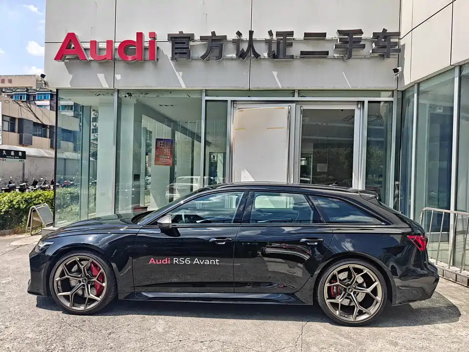 Audi RS 6 Audi RS 6