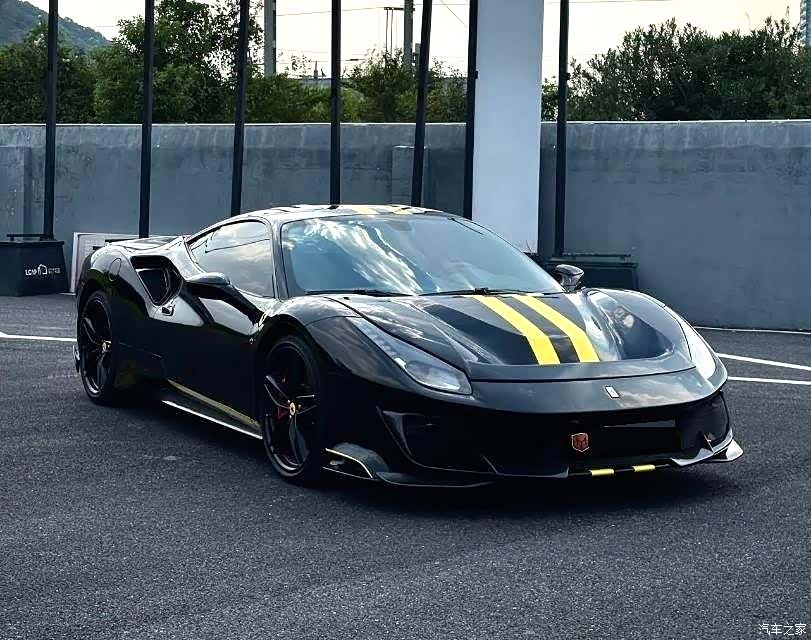 Ferrari 488, 2017 7