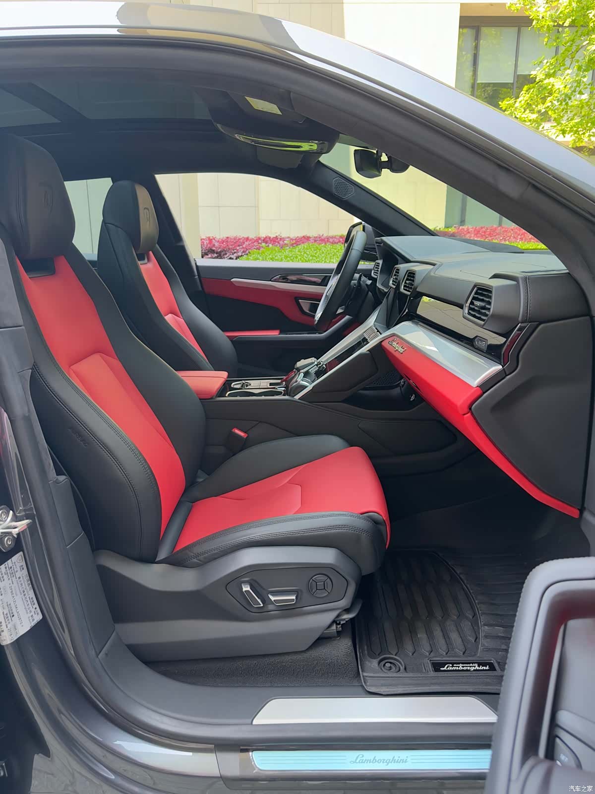 Lamborghini Urus, 2019 13