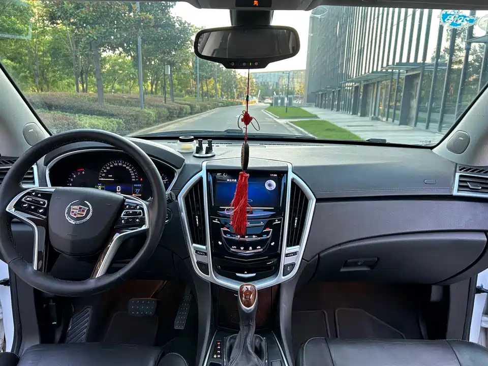 Cadillac SRX