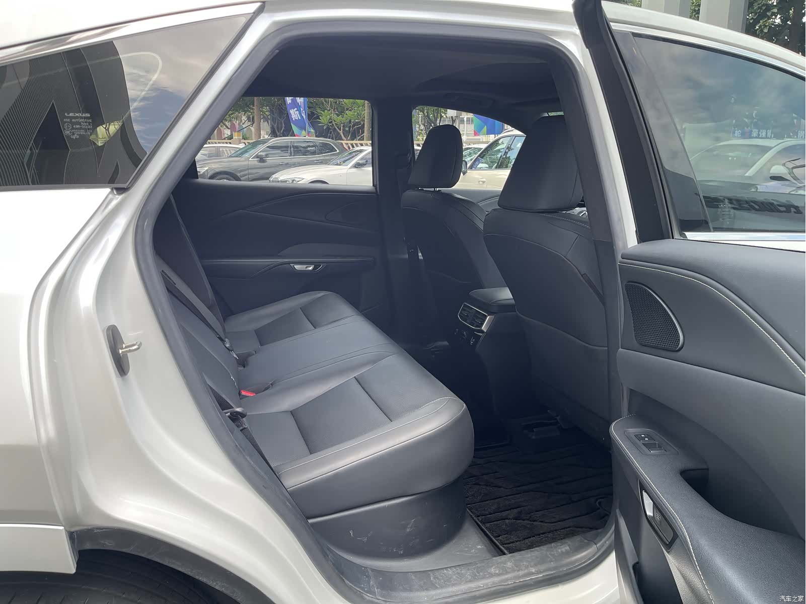 Lexus RX, 2024 12