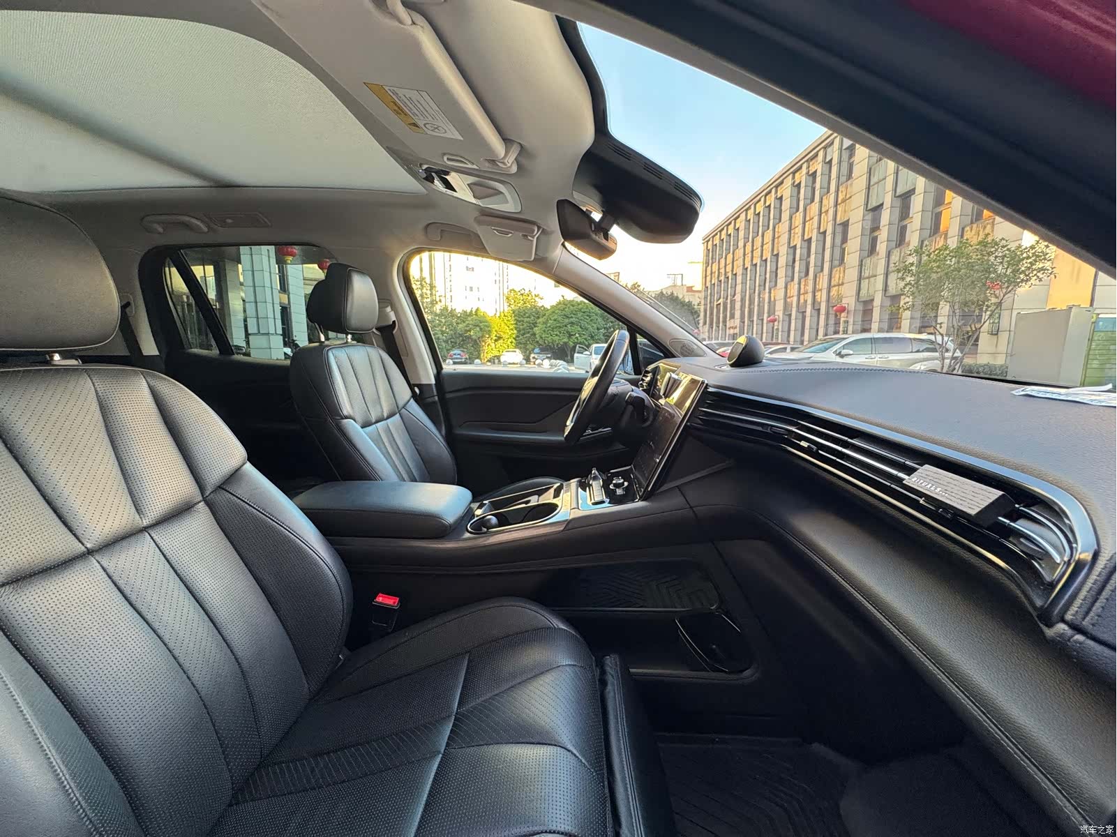 NIO ES8, 2019 29