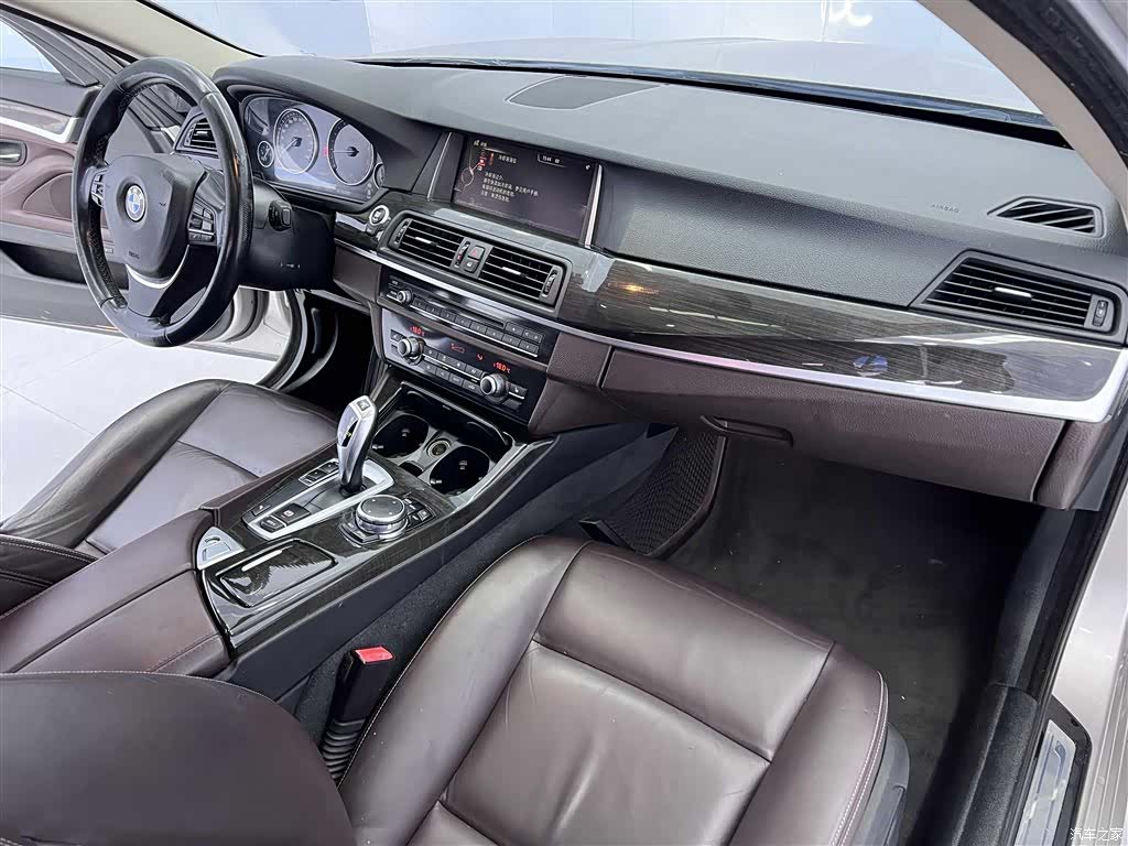 BMW 5 Series, 2015 10