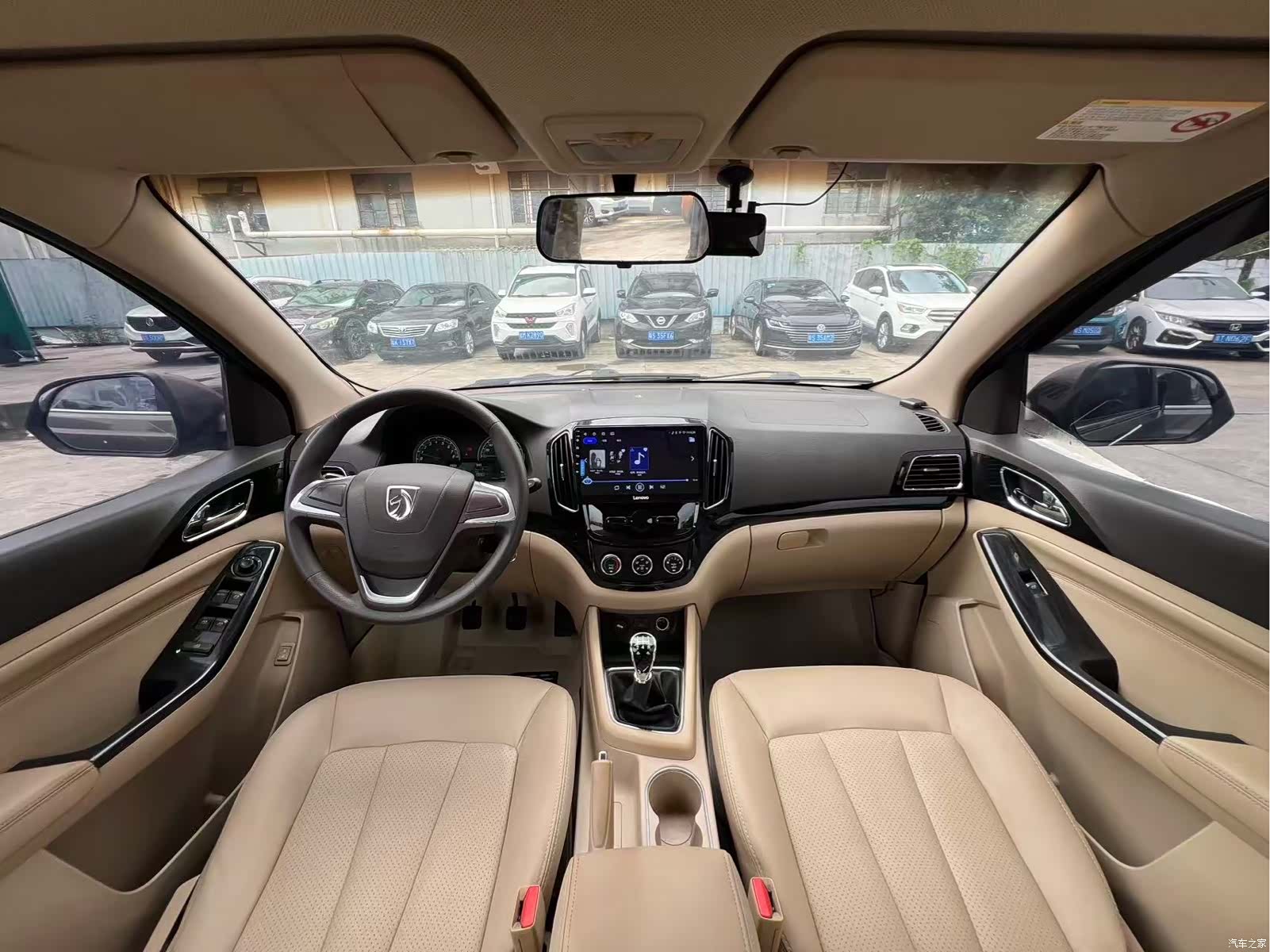 Wuling 730, 2015 все фото