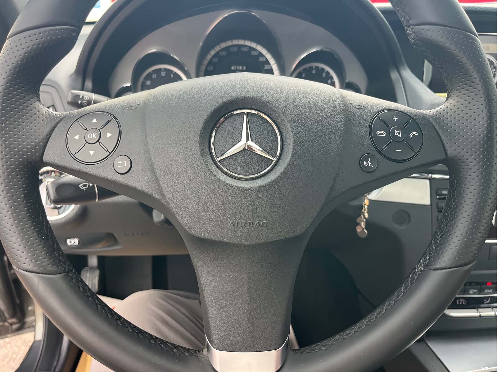 Mercedes-Benz E-Class, 2010 7