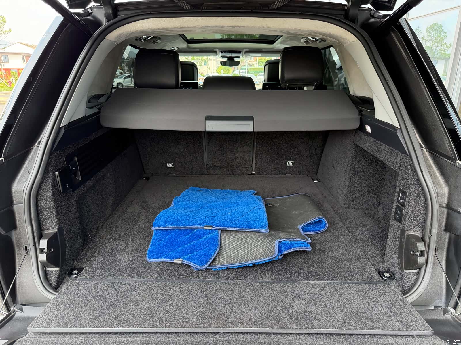 Land Rover Range Rover, 2019 16
