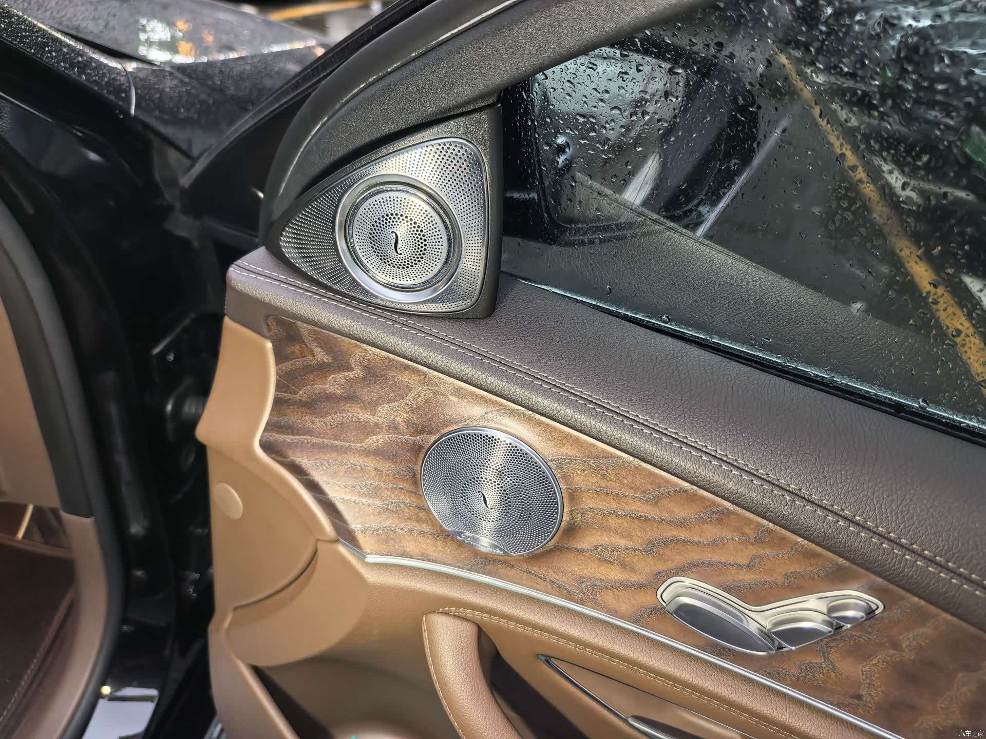 Mercedes-Benz E-Class, 2021 18