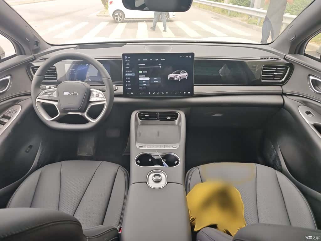 BYD HiAce, 2026 16