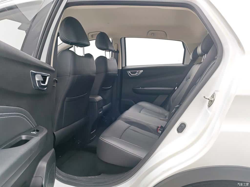 Geely X3, 2020 15