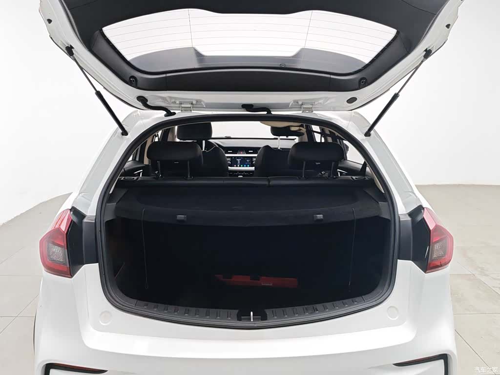 Geely X3, 2020 16