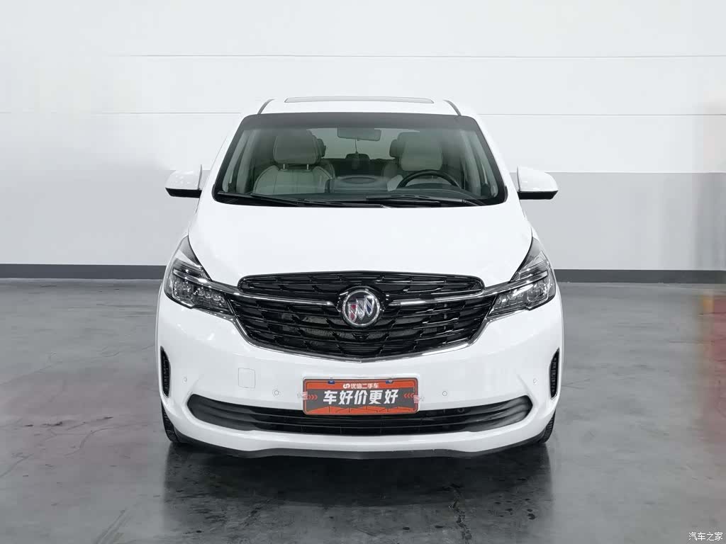 Buick GL8, 2022 3