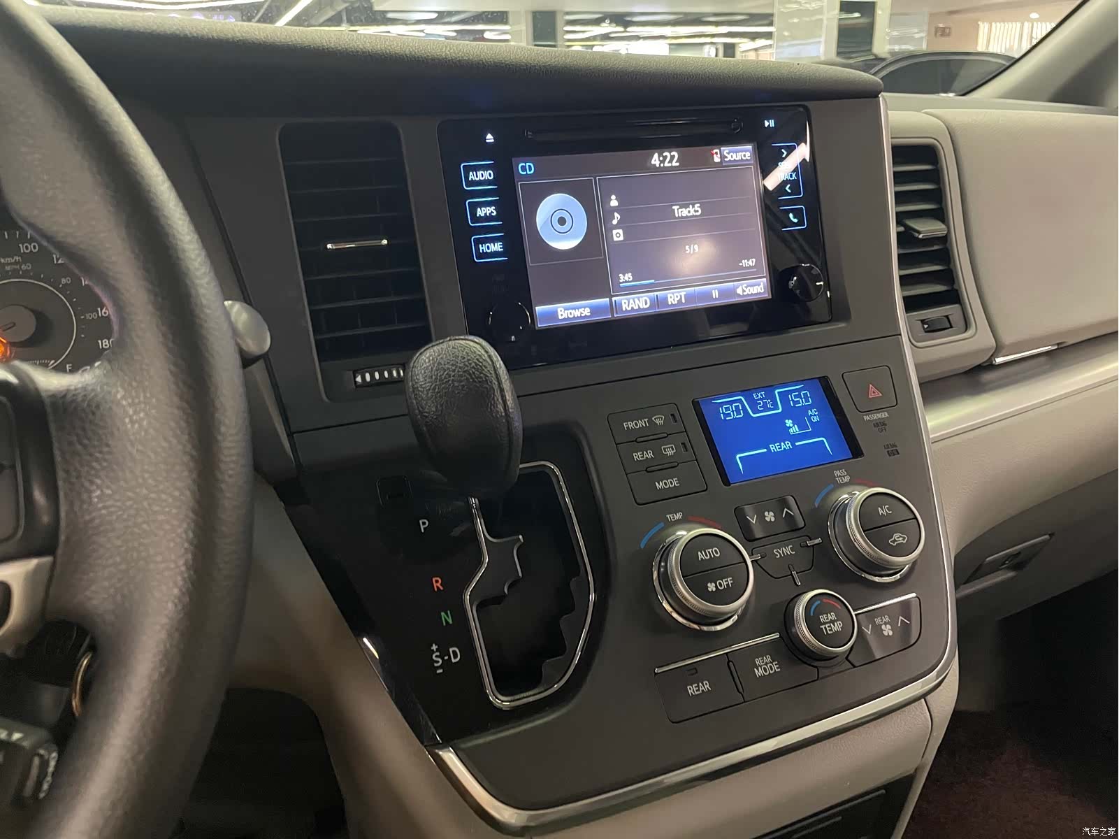 Toyota Sienna, 2016 18