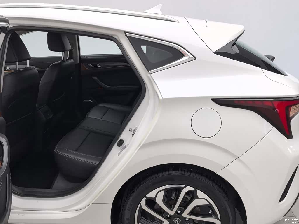 Changan Eado, 2019 15