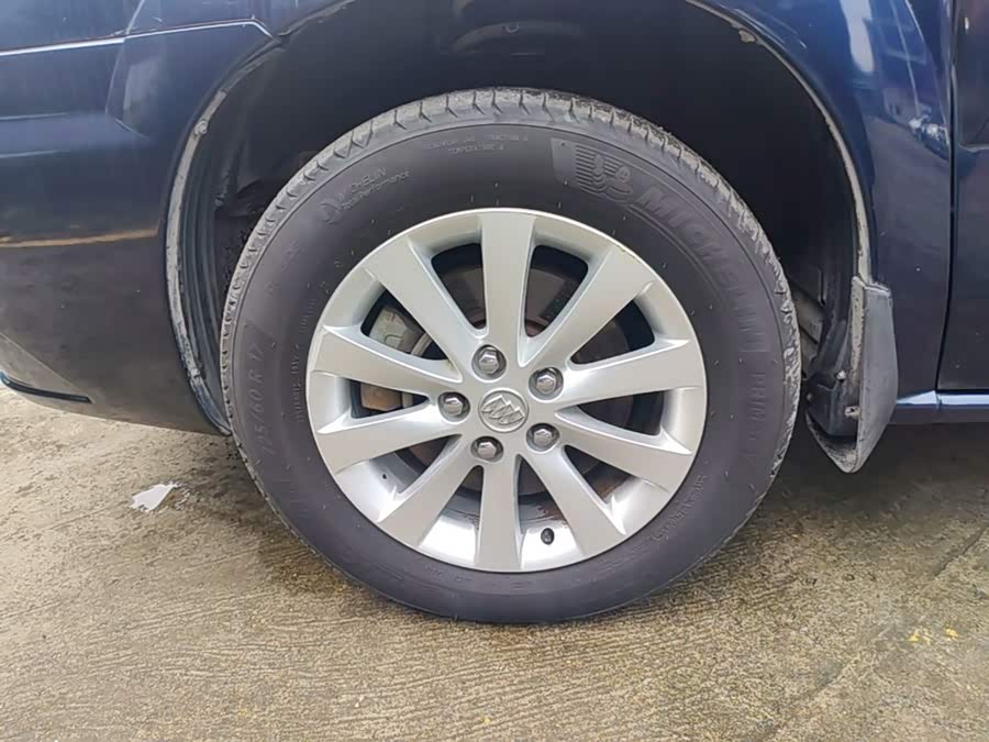 Buick GL8 2016, фото 23