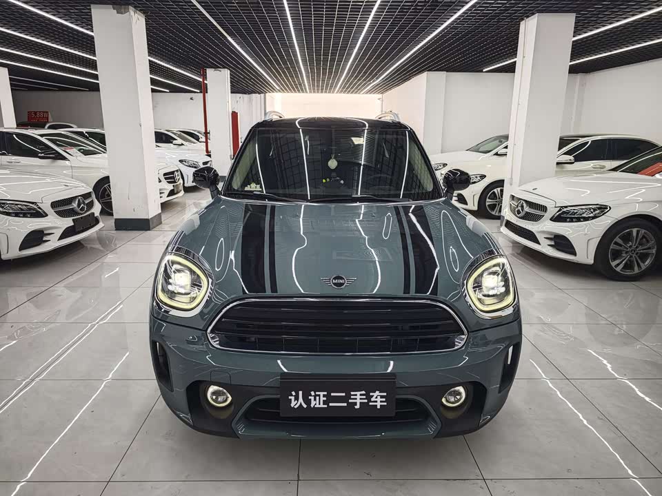 MINI COUNTRYMAN