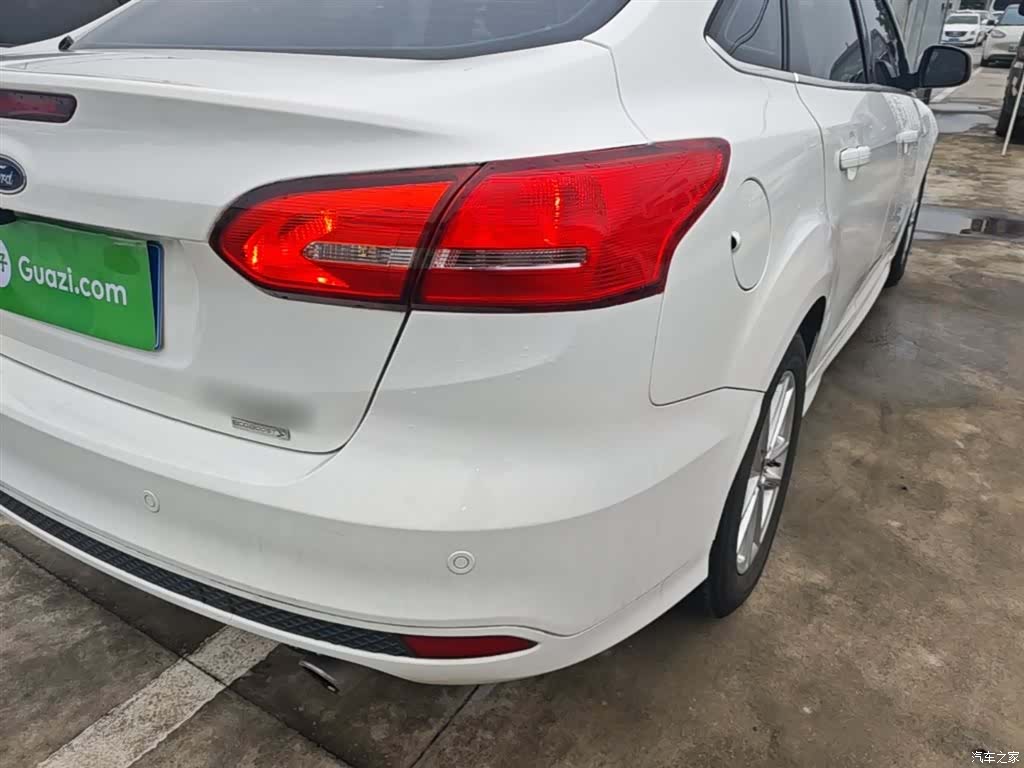 Ford Focus, 2016 8