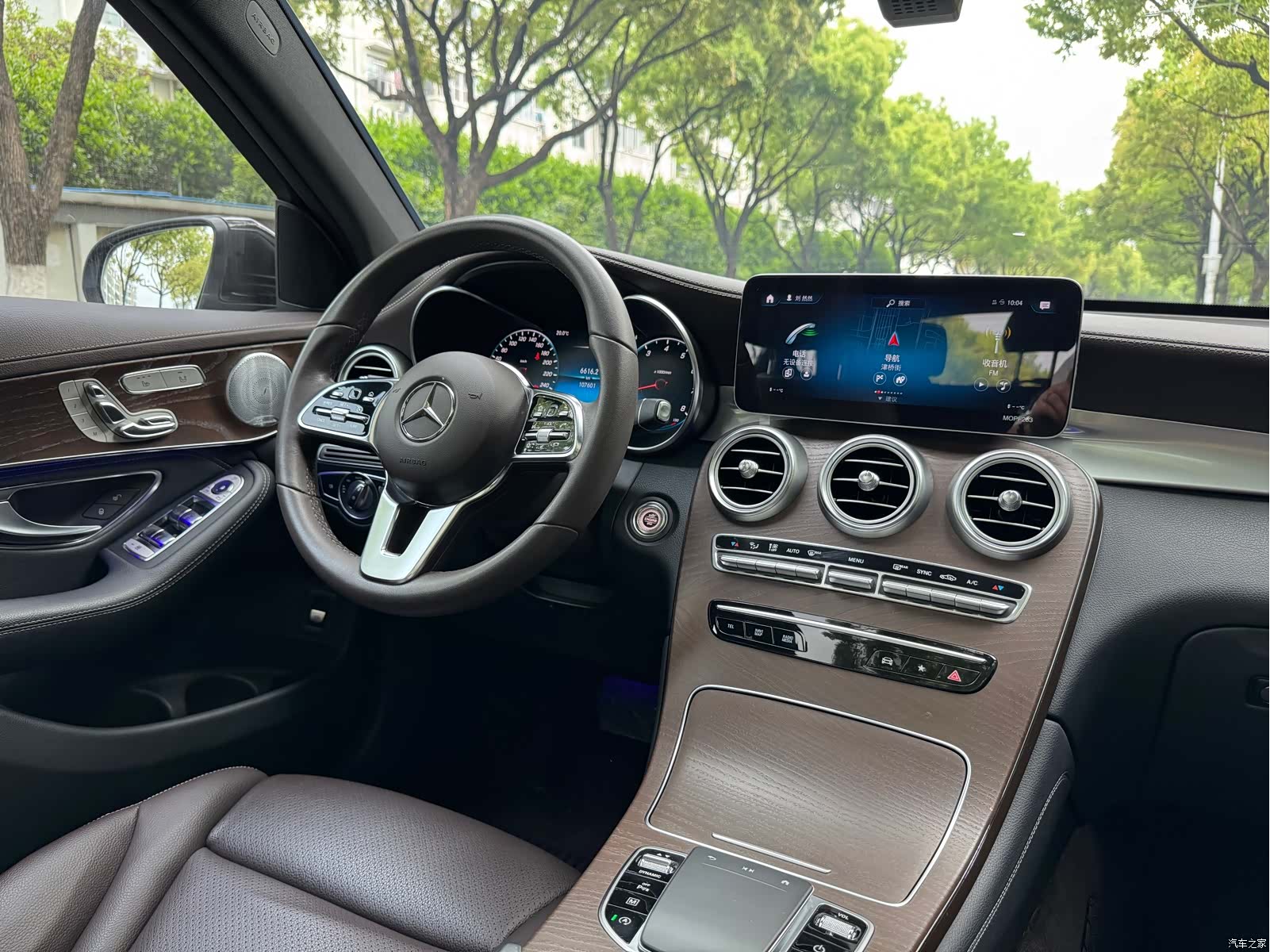 Mercedes-Benz GLC, 2019 13
