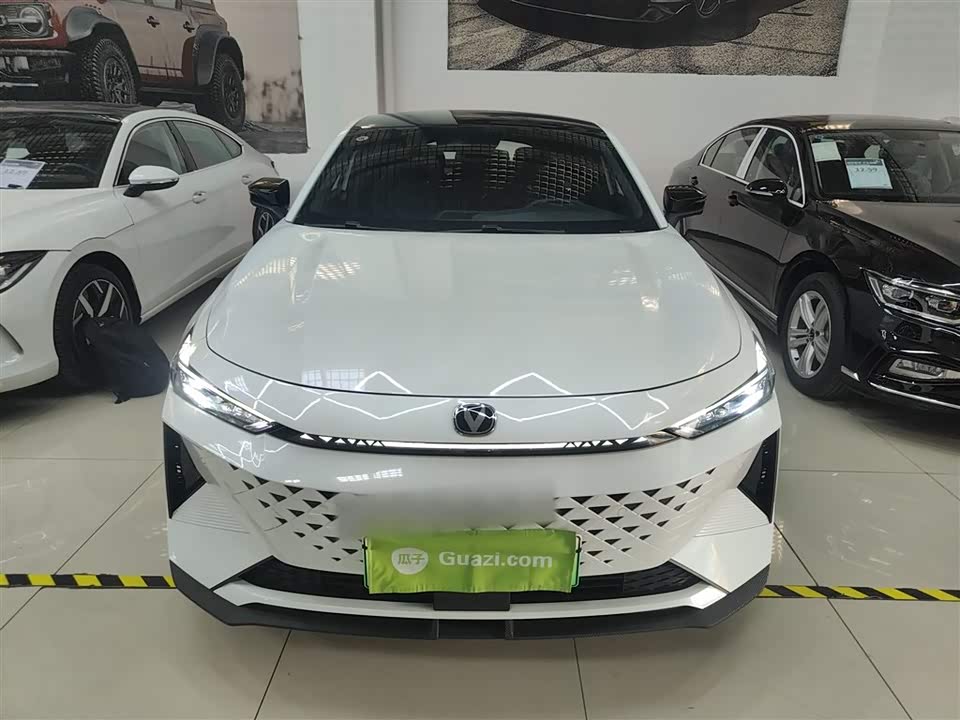 Changan UNI-V Smart iDD