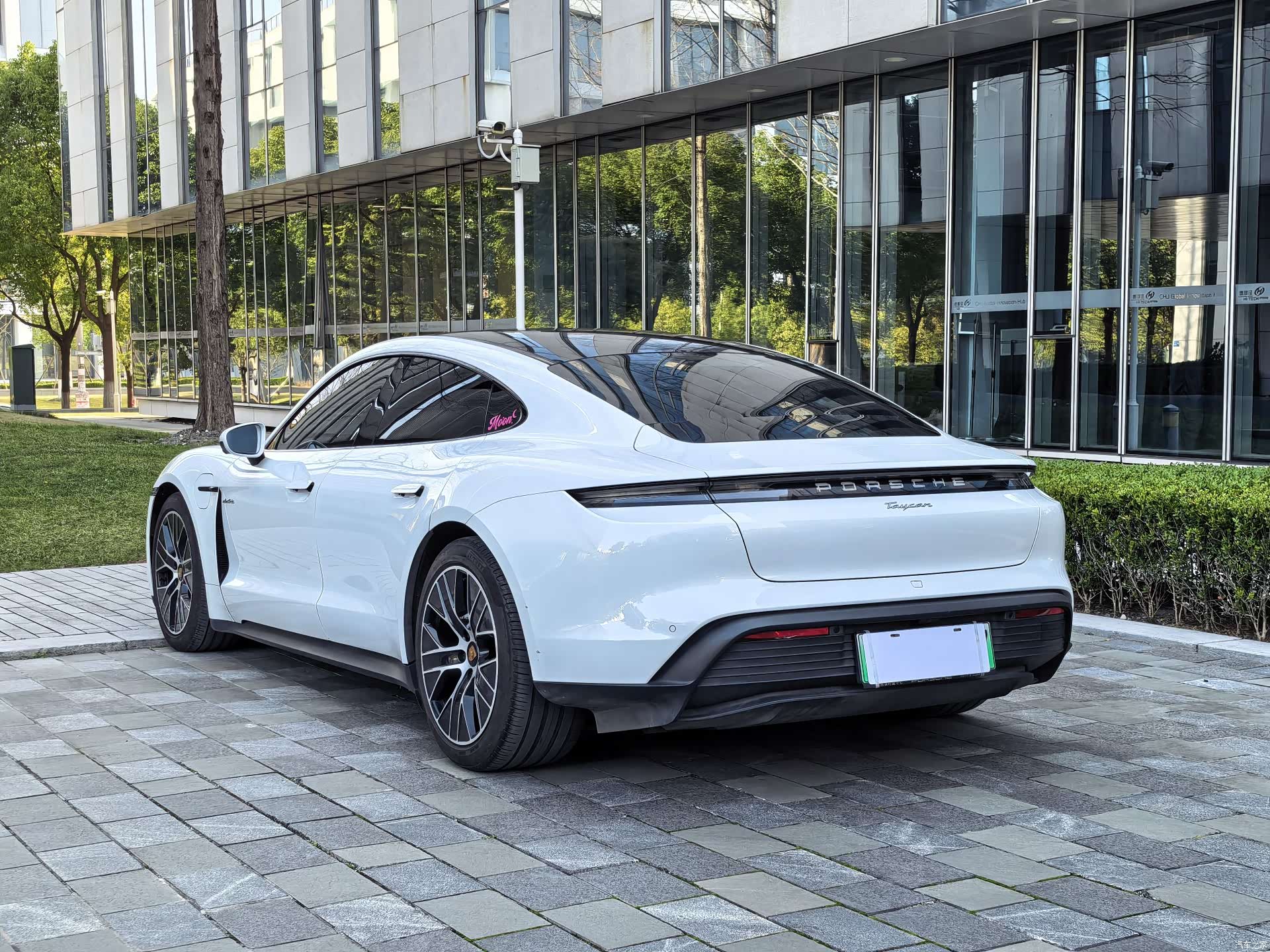 Porsche Taycan, 2023 48
