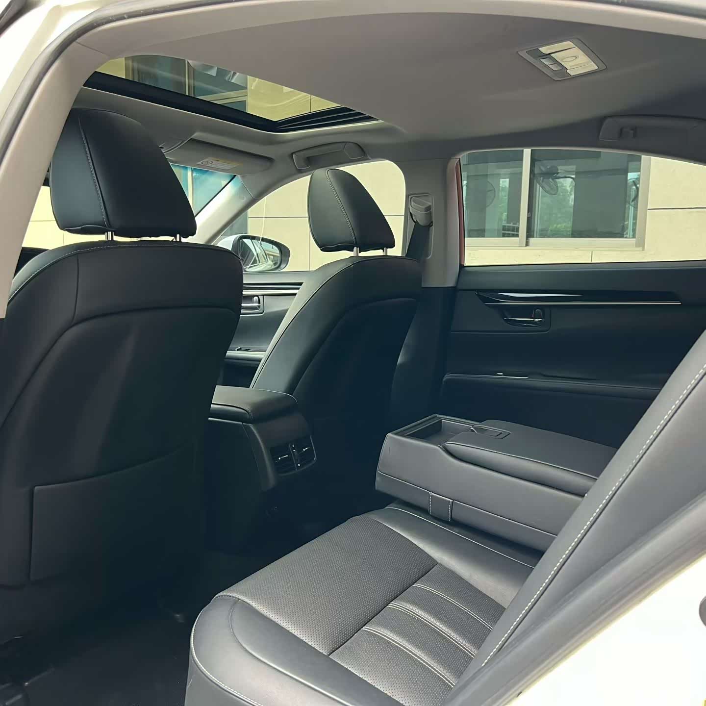 Lexus ES, 2016 6