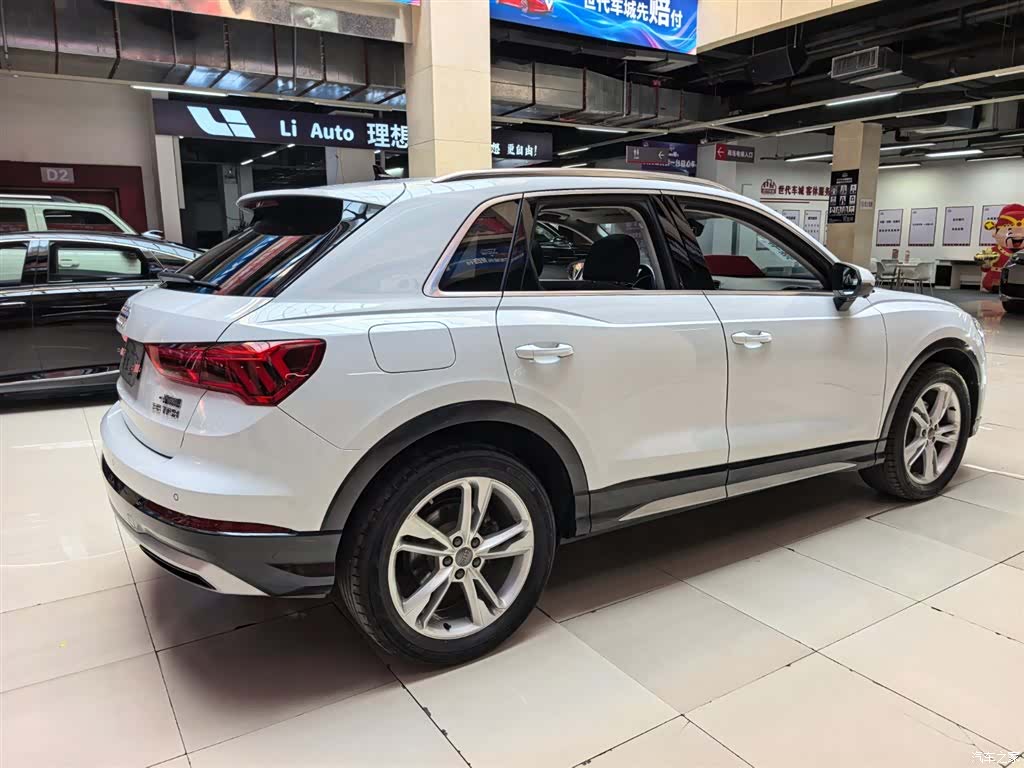 Audi Q3, 2020 3