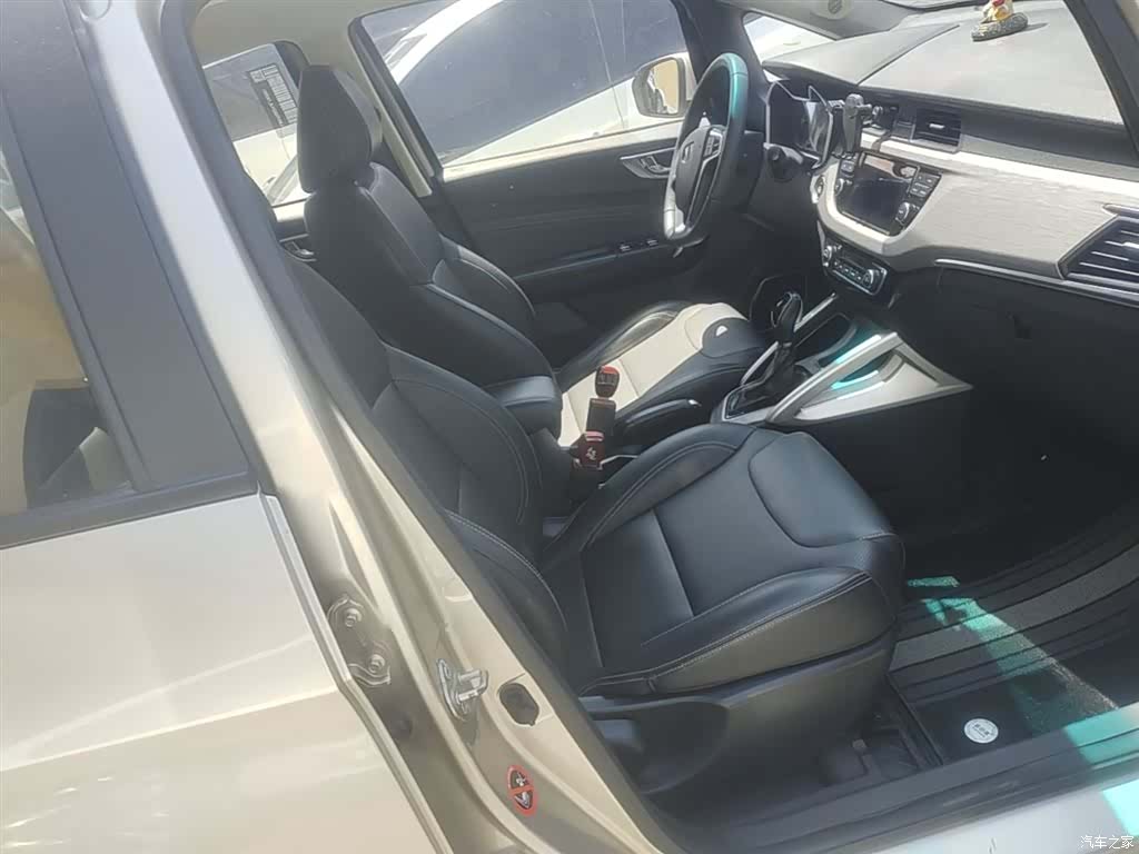 Geely X3, 2019 25