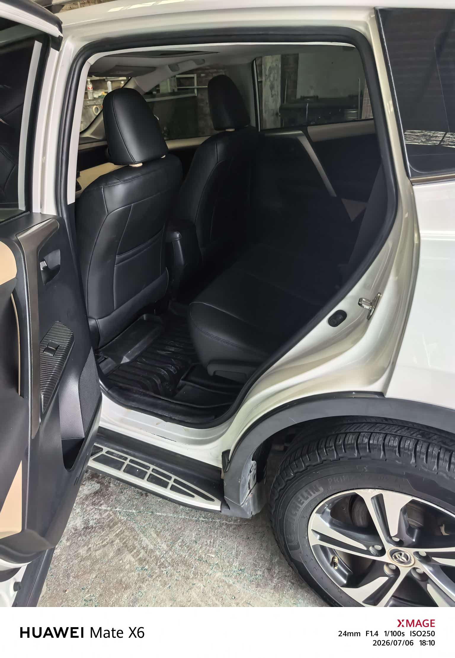 Toyota RAV4, 2015 6