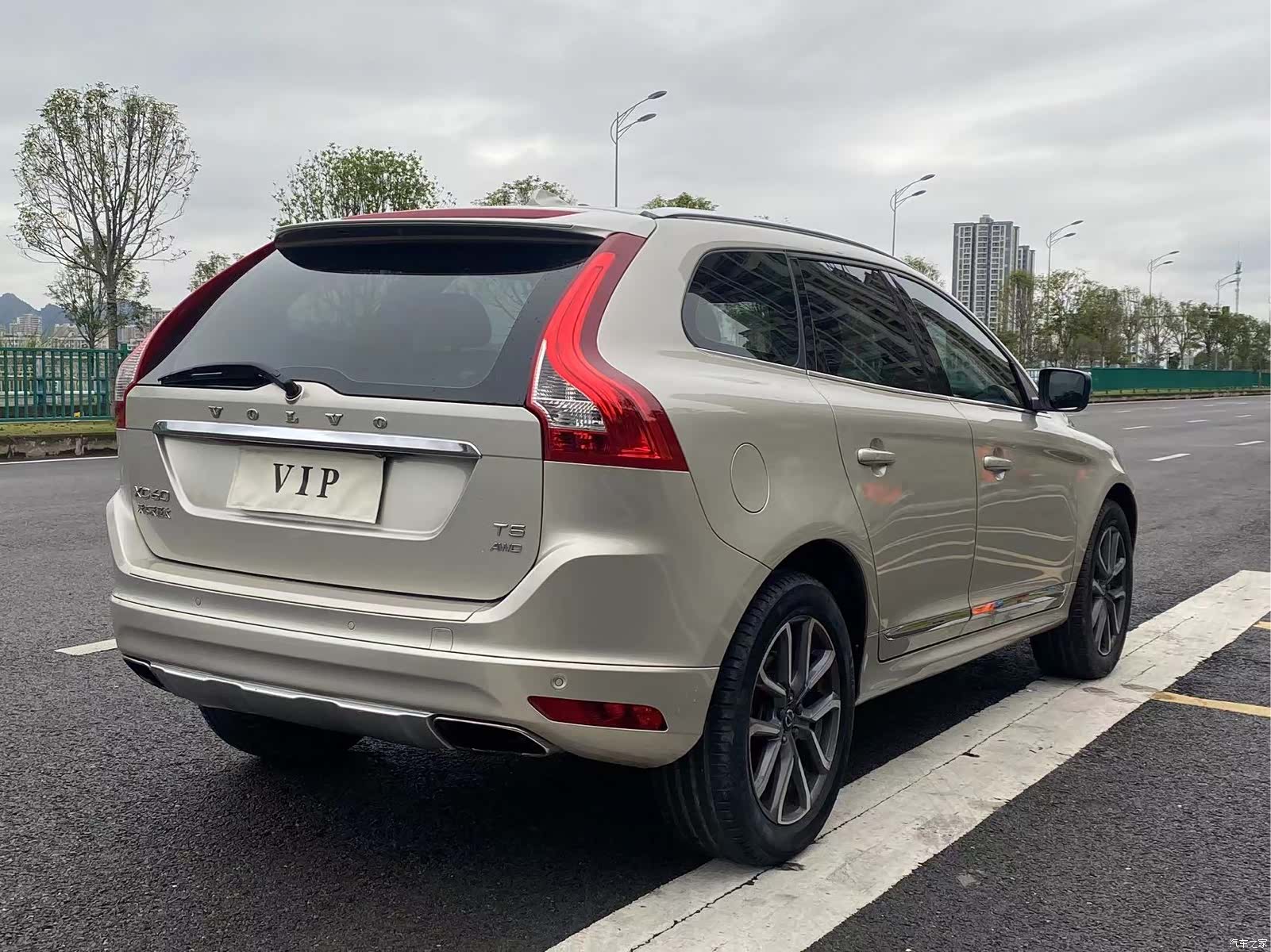 Volvo XC60, 2017 все фото