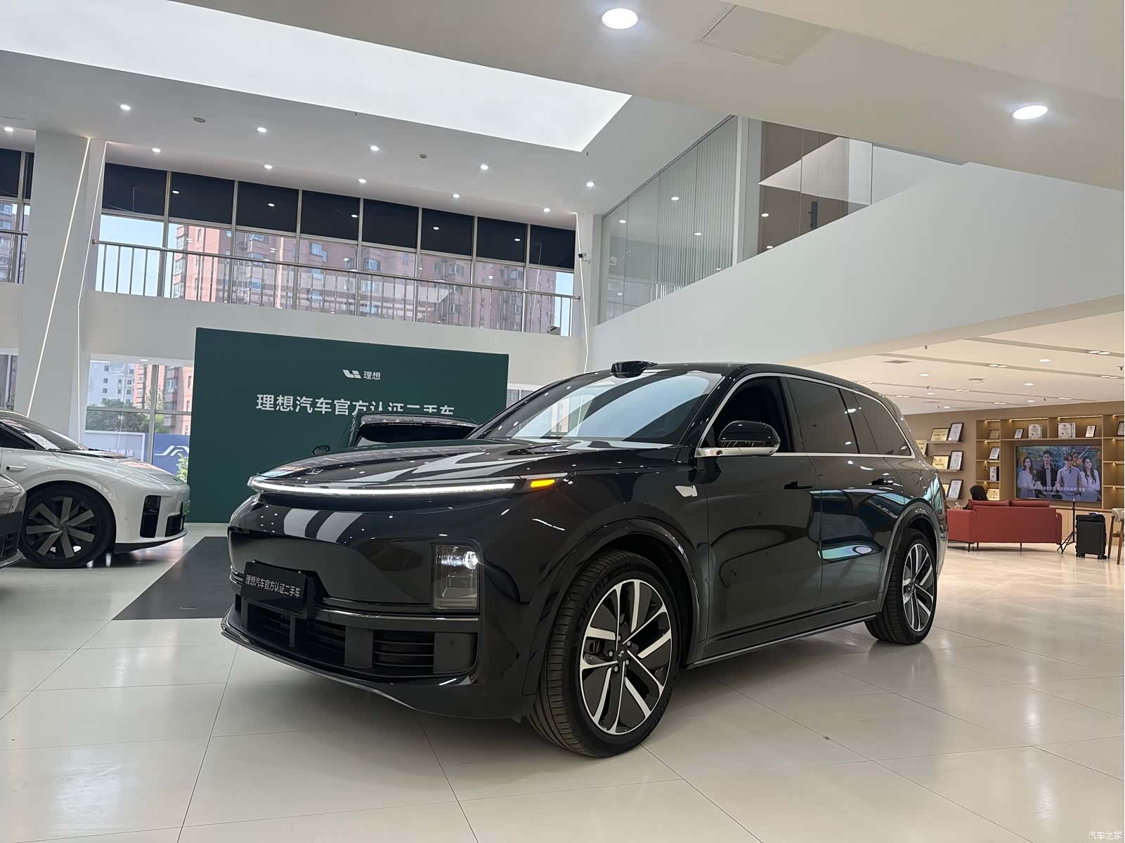 Li Auto L9, 2023 11