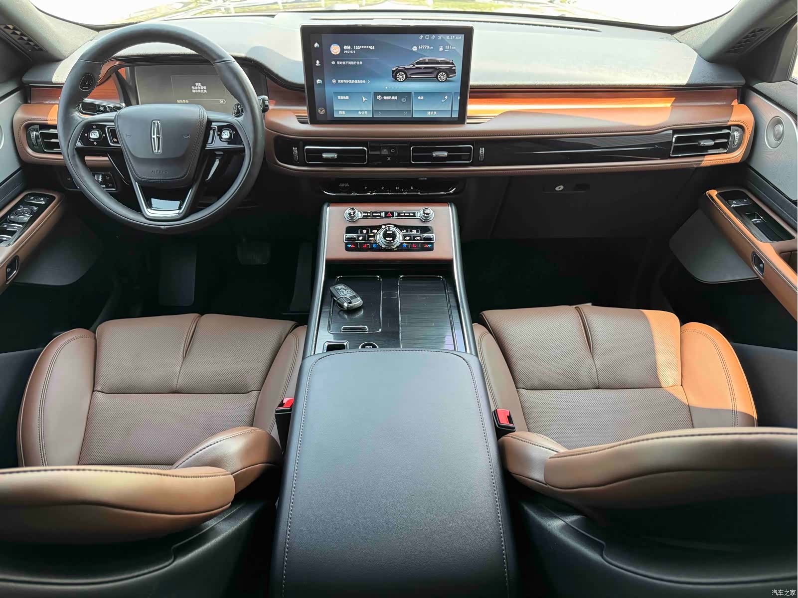 Lincoln Aviator, 2021 11