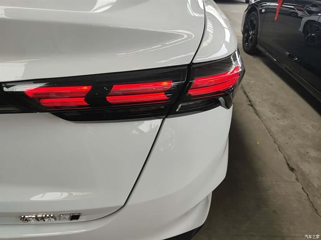 Geely Binray, 2026 8