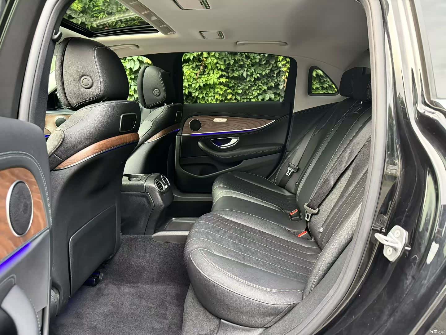 Mercedes-Benz E-Class, 2017 7