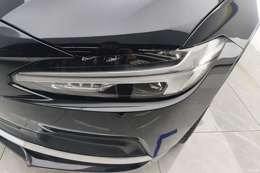 Volvo S90, 2023 все фото