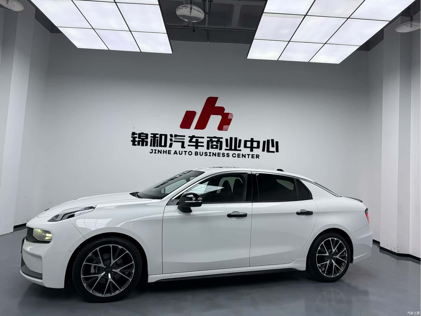 Lynk & Co 02, 2022 все фото
