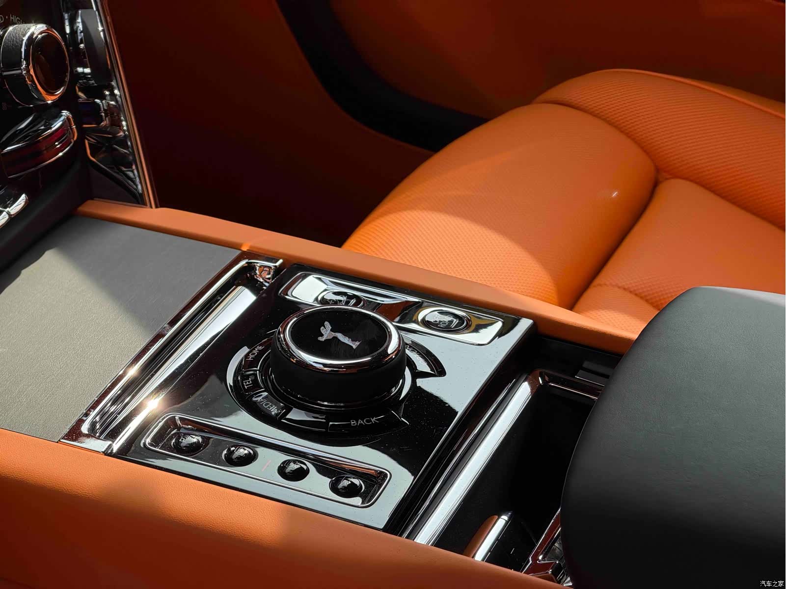 Rolls-Royce Cullinan, 2025 13