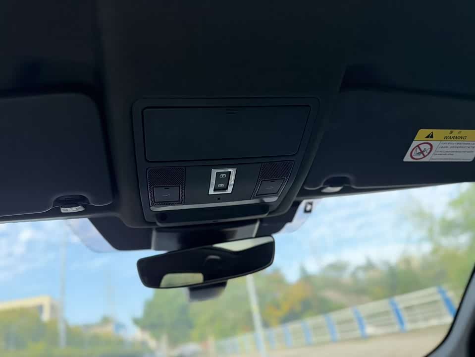 Land Rover Discover sports