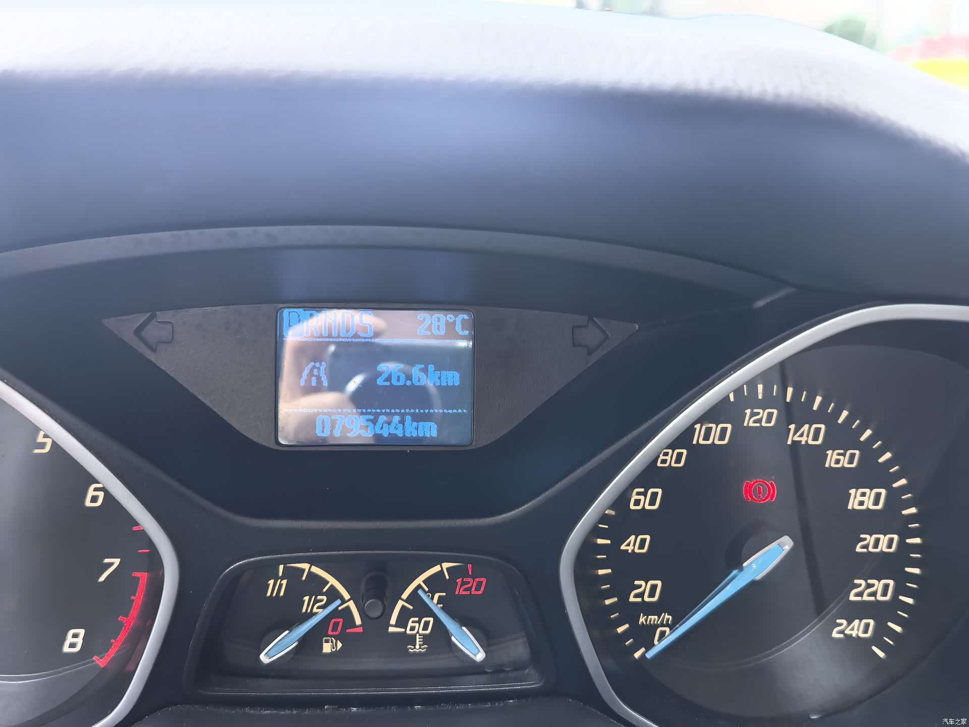 Ford Focus, 2014 12