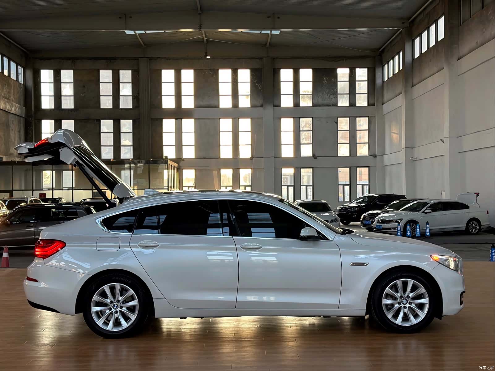 BMW 5 Series, 2016 10