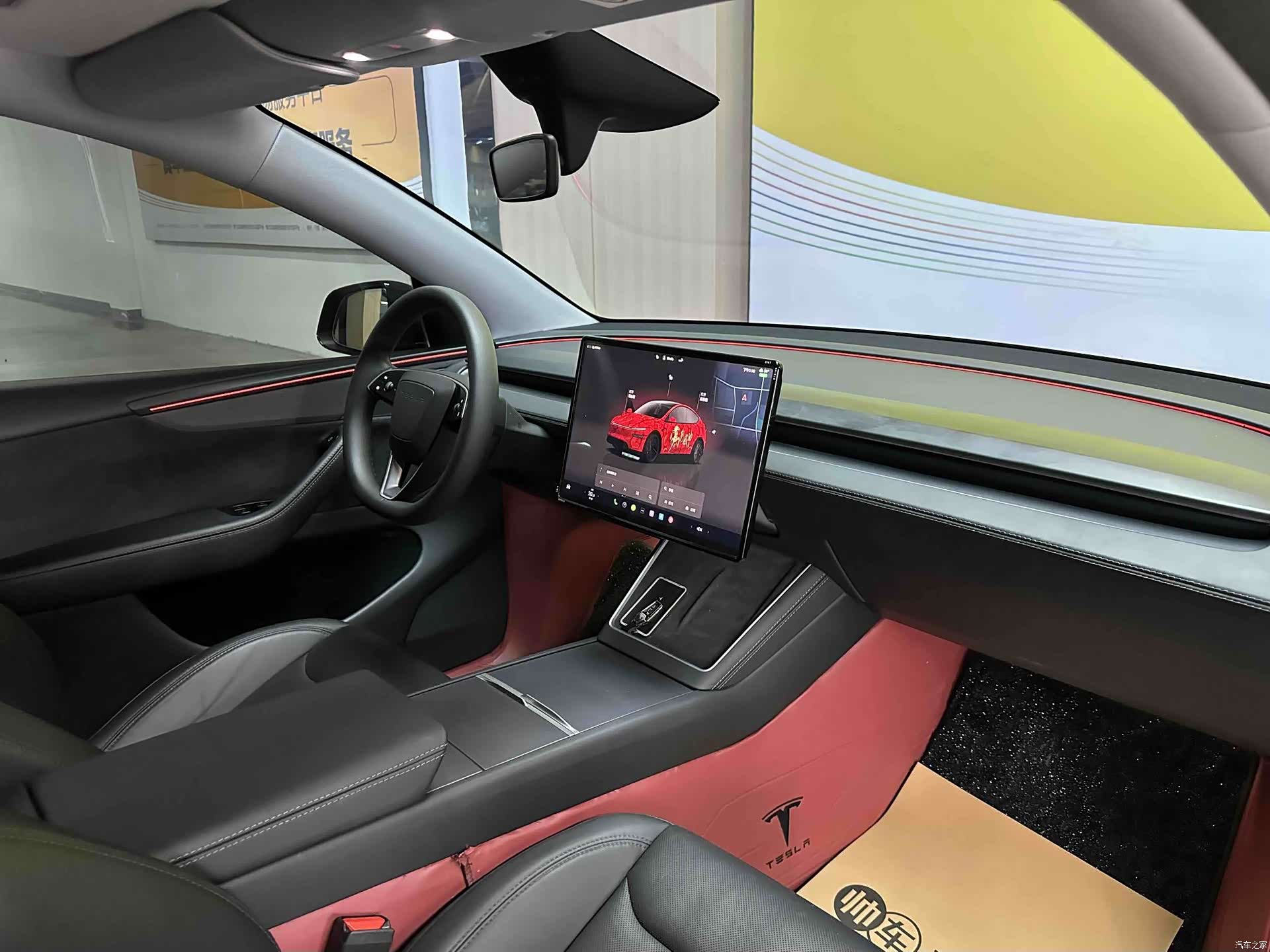 Tesla Model Y, 2025 10