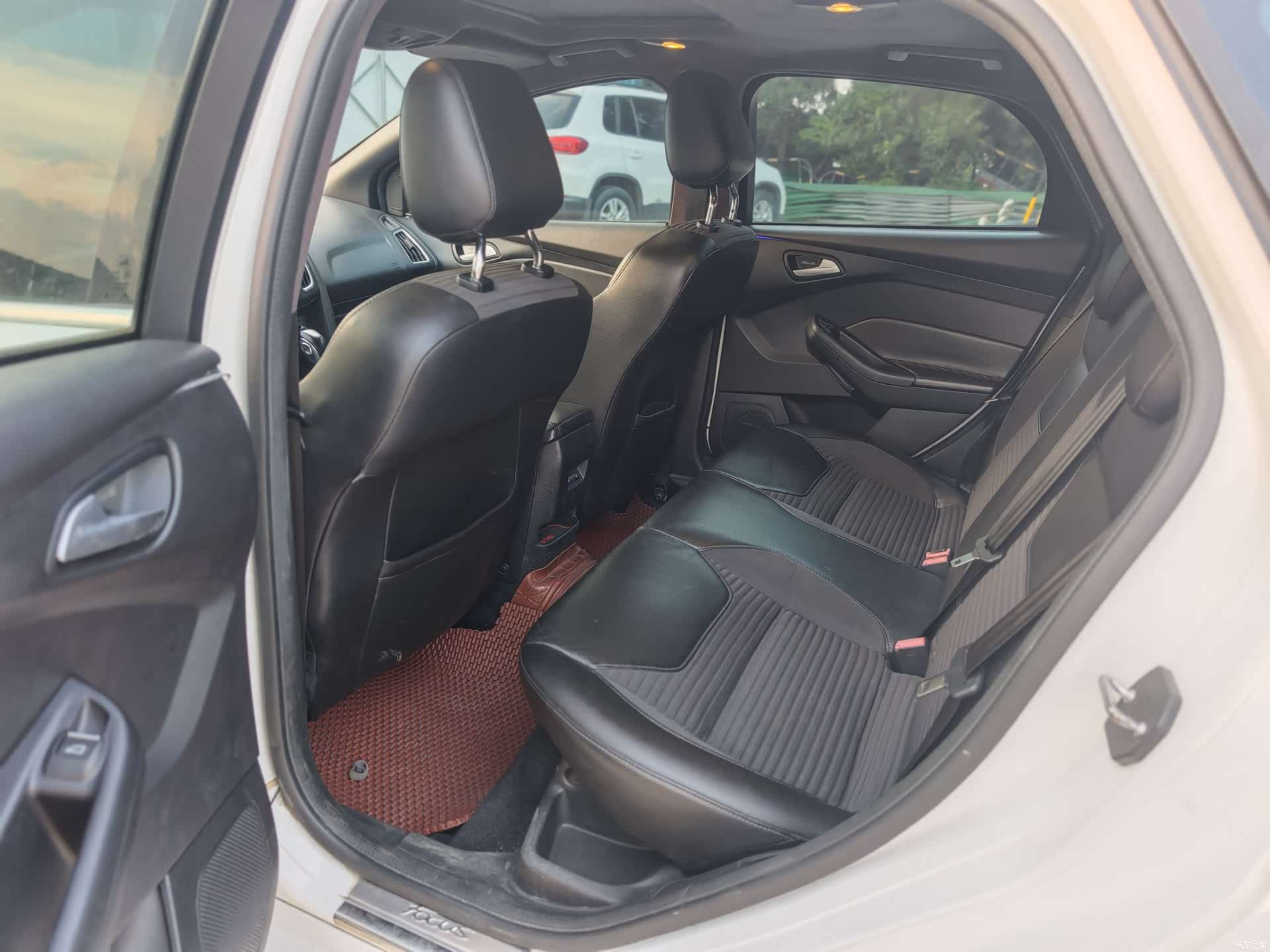 Ford Focus, 2016 все фото