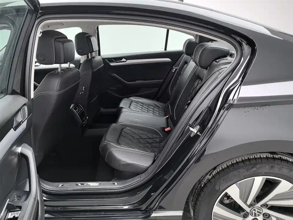 Volkswagen Magotan GTE