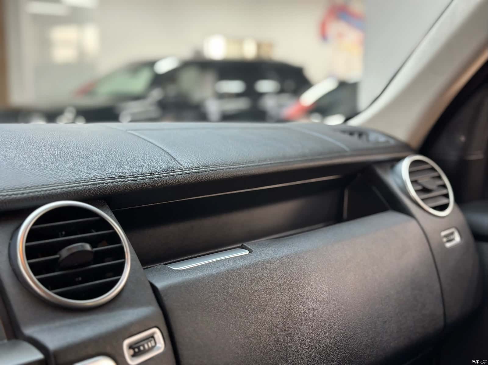 Land Rover Discovery, 2019 17